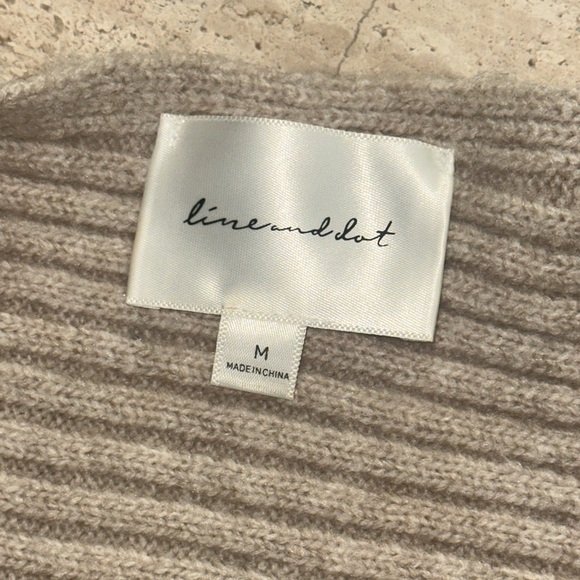 Line & Dot Alta Sweater Dress in Oatmeal Ribbed Off the Shoulder Front Slit Sz M - Picture 5 of 14